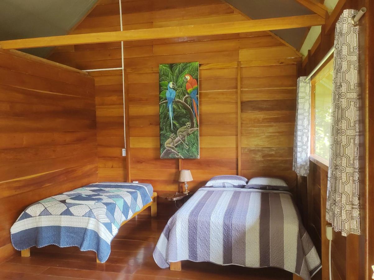 Quirquincho House Lodge Puerto Maldonado Exterior photo